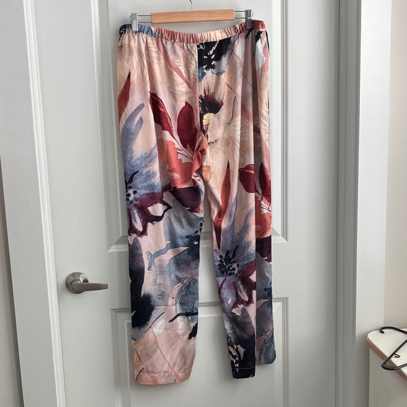 Soma Sensual Multicolor floral Satin Pants - Picture 3 of 4